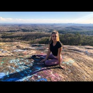 Meet your Posher, Rebecca